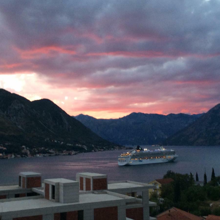 Apartment Dobrota Kotor Zewnętrze zdjęcie