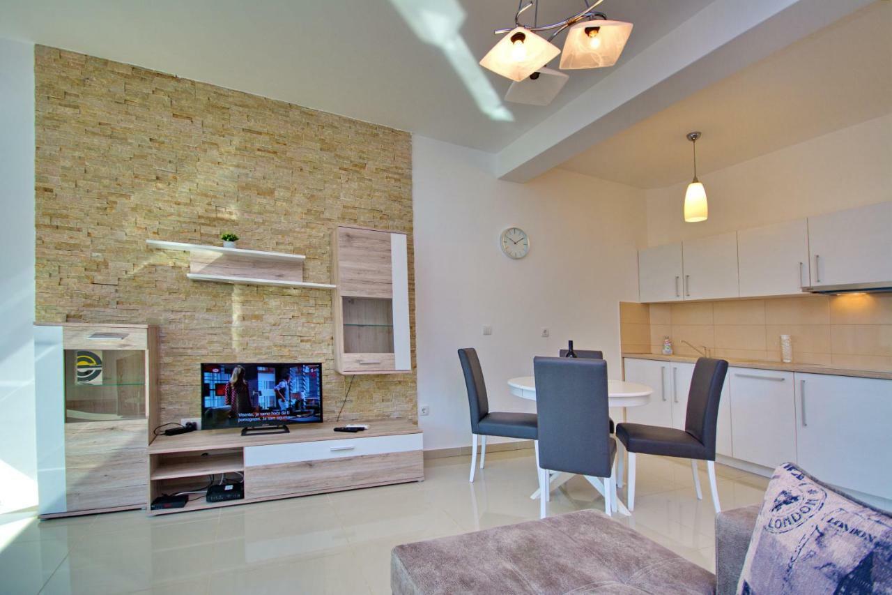 Apartment Dobrota Kotor Zewnętrze zdjęcie
